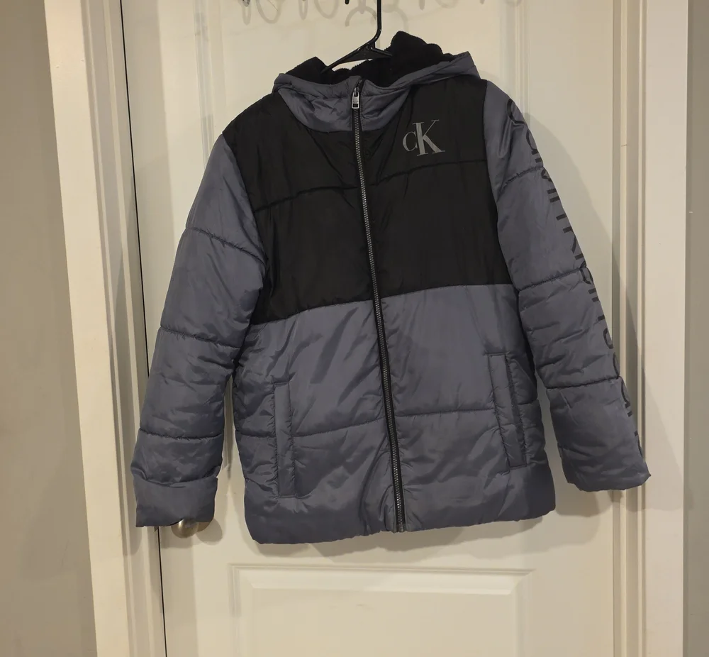 Calvin Klein Kids Hooded Two-Tone Puffer Jacket - Black & Gray